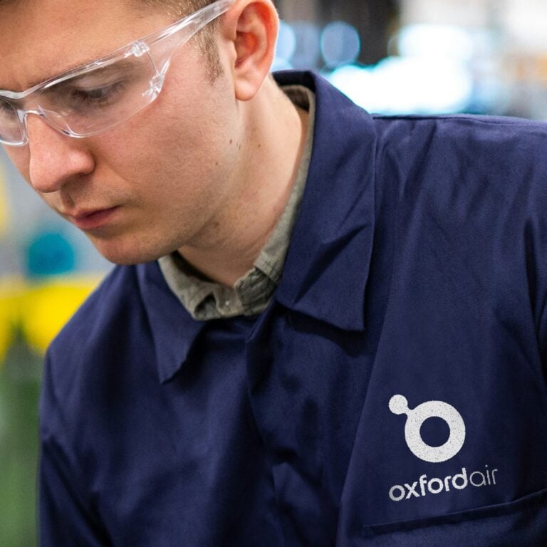 Oxford Air Conditioning engineer providing air conditioning help and advice